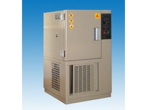002 WGD7005 高低温试验箱