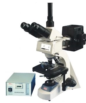 001 三目落射荧光显微镜